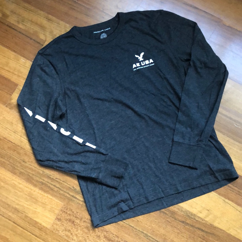 American Eagle Long Sleeve Tee